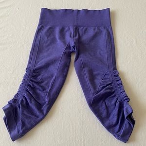Cinched LuluLemon pants